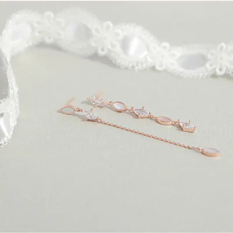 CLUE - Mother-of-Pearl Long Drop Silver Earrings - CLUE - Jewelry - Harumio