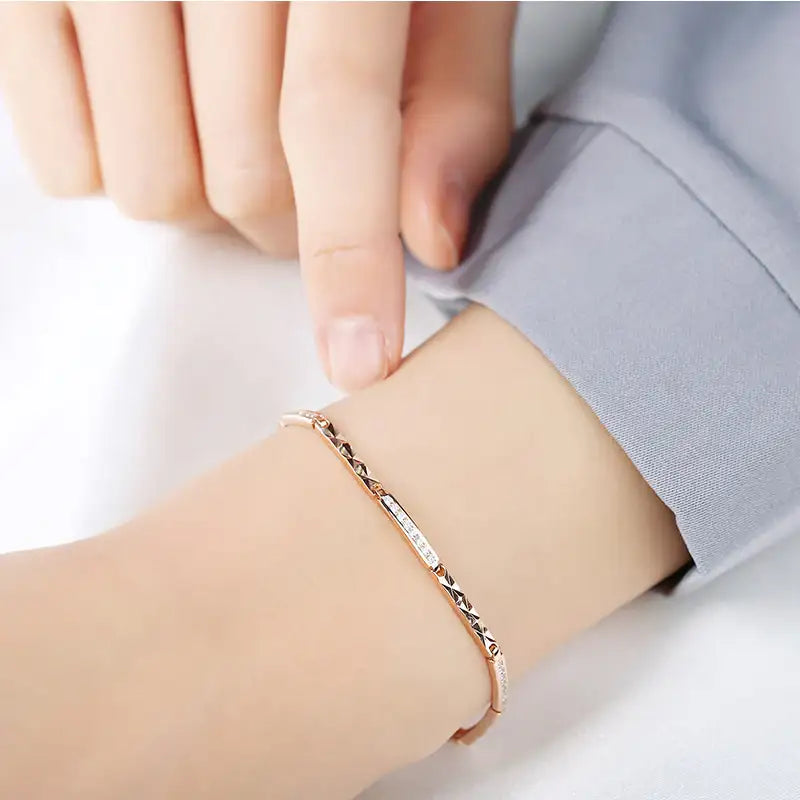 CLUE - Bold Simple Chain Silver Bracelet - CLUE - Jewelry - Harumio