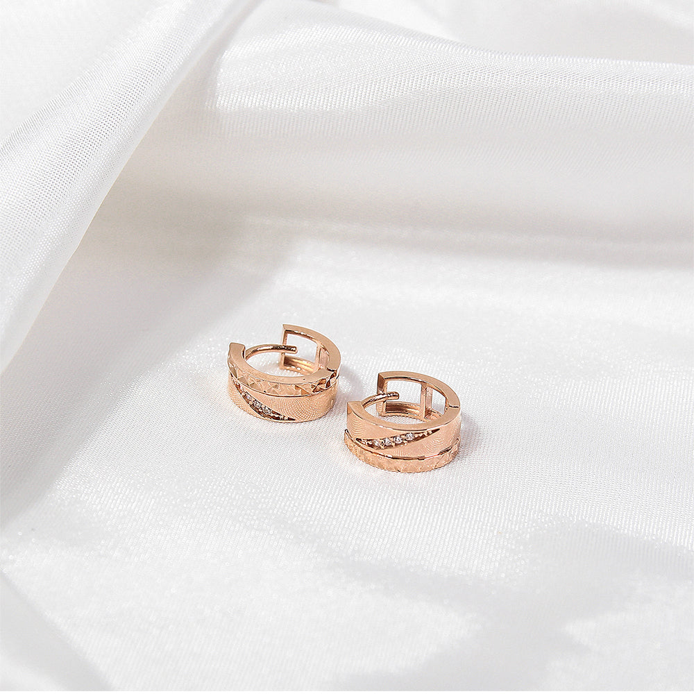 CLUE - Diagonal Cubic One-Touch Ring Earrings