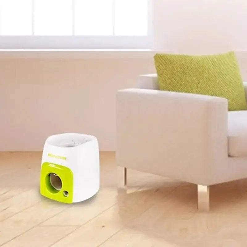 Yog!ssw - Pet Tennis Treat Dispenser - Jungle Monster - Pet Toys - Harumio