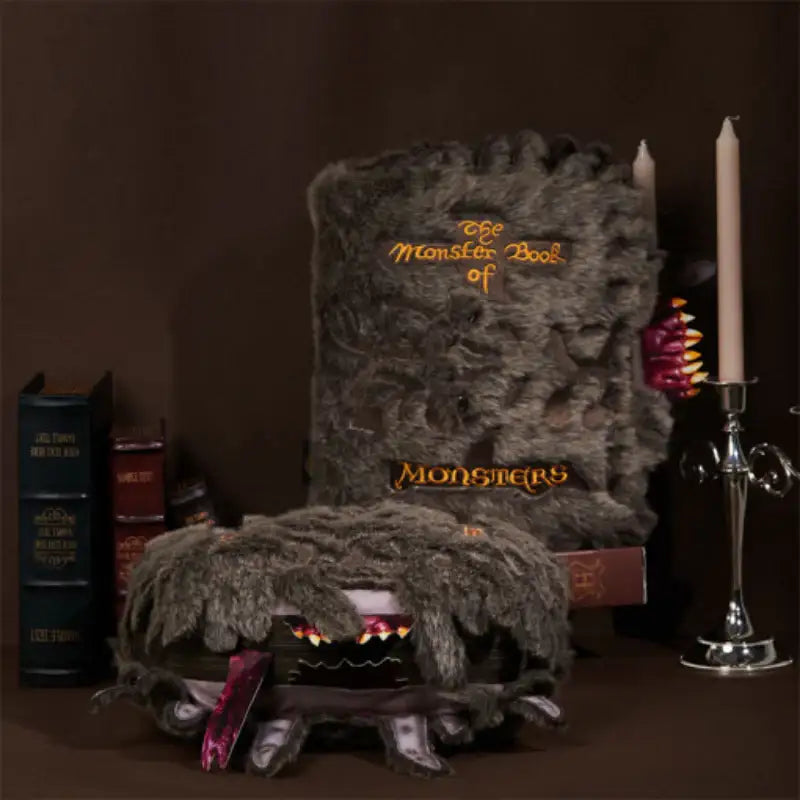 CGV - Harry Potter Monster Book Cushion - CGV - Book cushion - Harumio