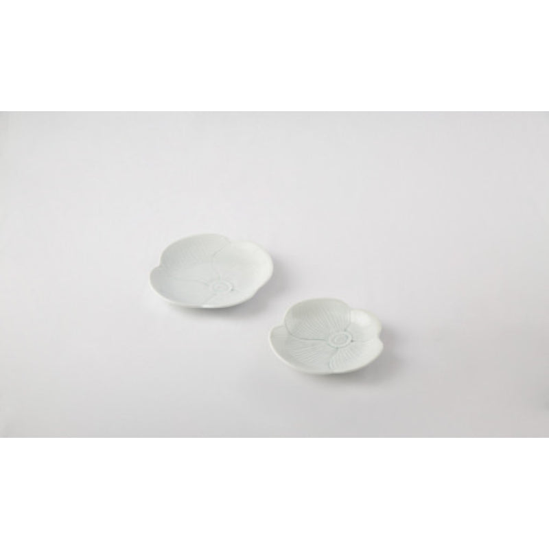 Chaora - Embossed Lily Plate