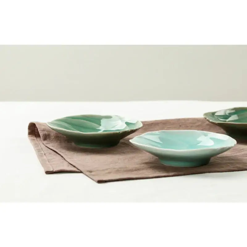Chaora - Celadon Lotus Side Dish Plate - Chaora - Tableware - Harumio