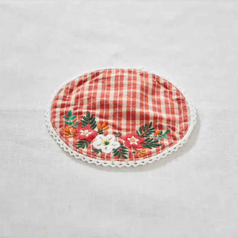 Korean L Red Check - Vintage Flower Embroidery Tea Coaster - Modern House - Coasters - Harumio