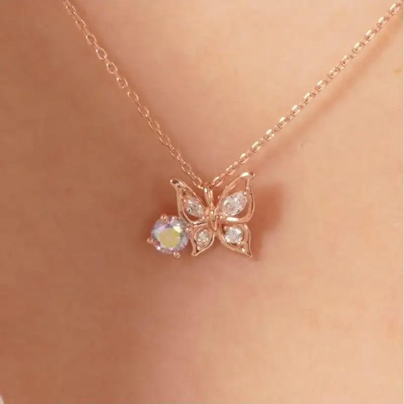 CLUE - Cubic Butterfly Shiny Silver Necklace - CLUE - Jewelry - Harumio