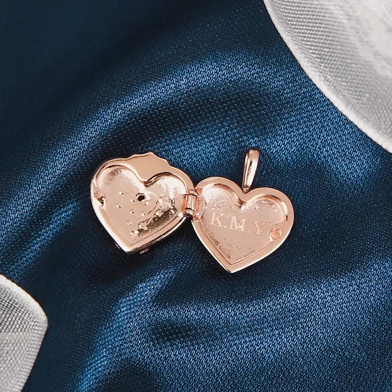 Saint Tail x Clue - Heart Locket 10K Gold Pendant - CLUE - Jewelry - Harumio