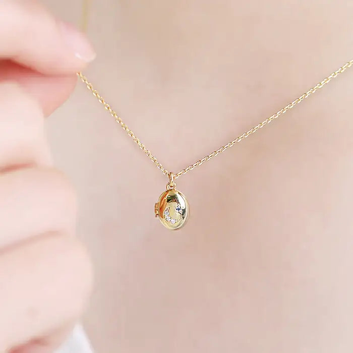 OST - Moon & Star Yellow Gold Locket - OST - Jewelry - Harumio