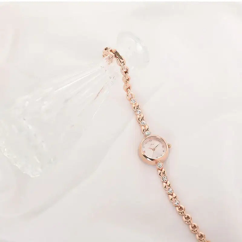 CLUE - One Point Minimal Metal Watch - CLUE - Watches - Harumio