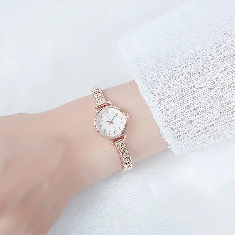 CLUE - Slim Minimal Metal Watch - CLUE - Watches - Harumio