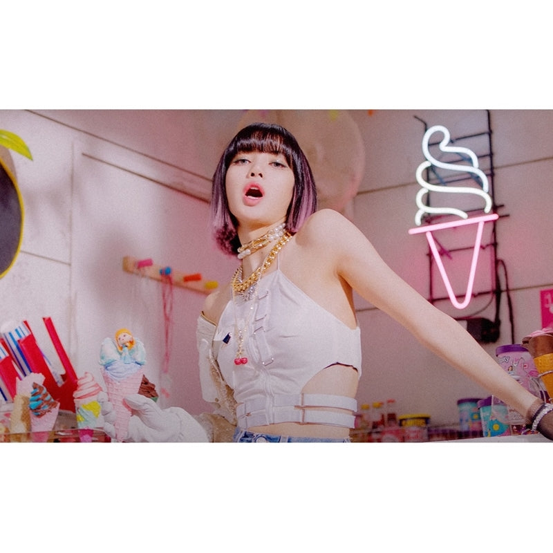 BlackPink - Broken Heart Superstars