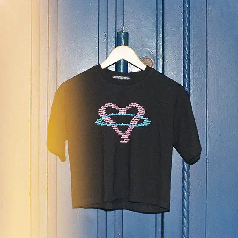 NewJeans - ADOR - Crop Tee - NewJeans - Cropped T-shirts - Harumio