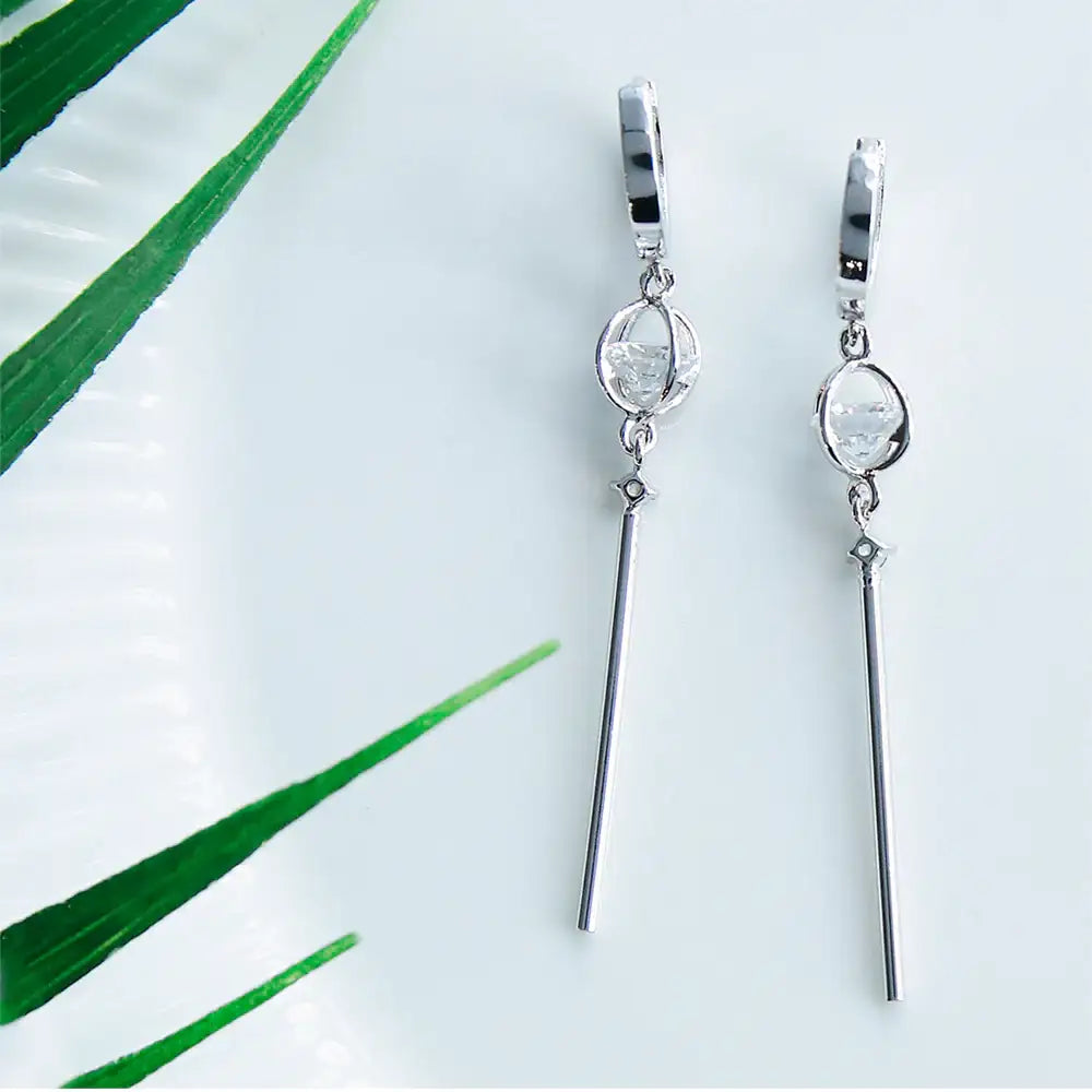 CLUE - Alli Cooling Cubic Ice Bar One-Touch Silver Earring - CLUE - Jewelry - Harumio