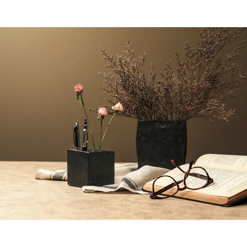 Chaora - Black Flower Arrangement & Pen Holder - Chaora - Tableware - Harumio