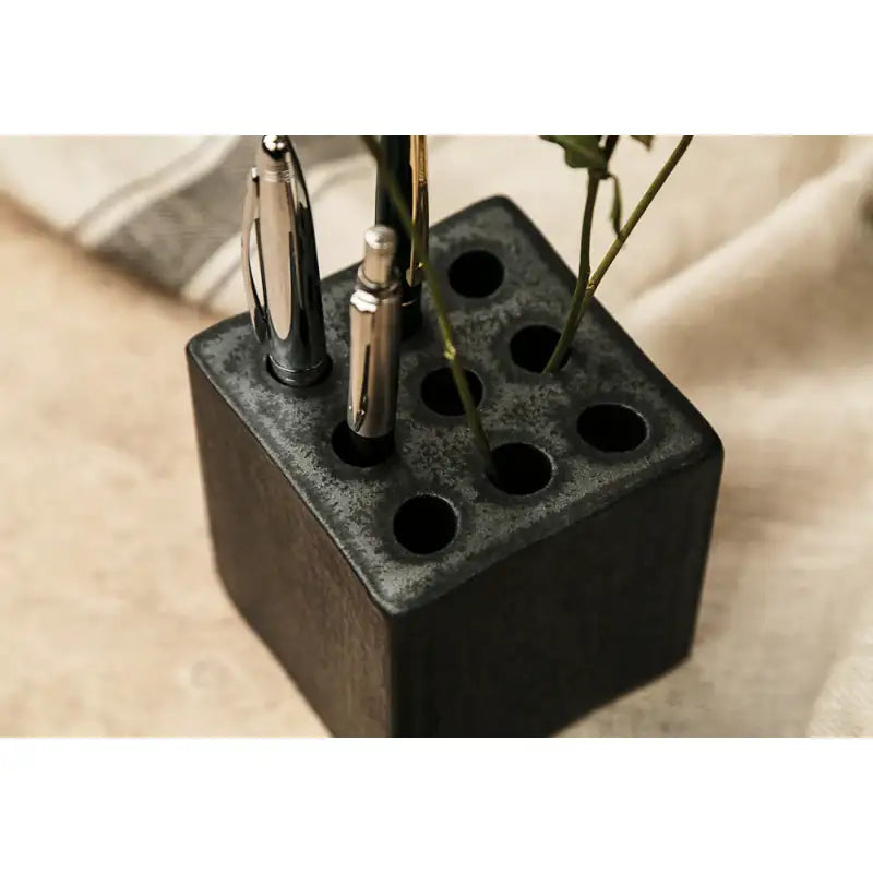 Chaora - Black Flower Arrangement & Pen Holder - Chaora - Tableware - Harumio
