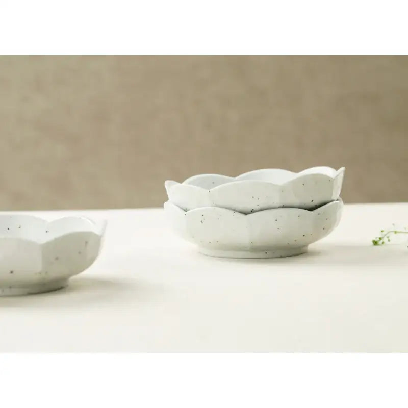 Chaora - White Porcelain Flower Side Dish Plate - Chaora - Tableware - Harumio