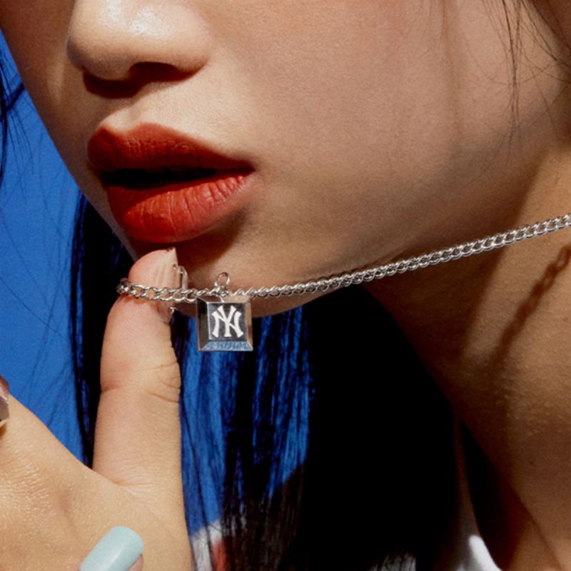 MLB Korea - Square Pendant Necklace