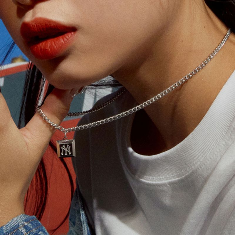 MLB Korea - Square Pendant Necklace