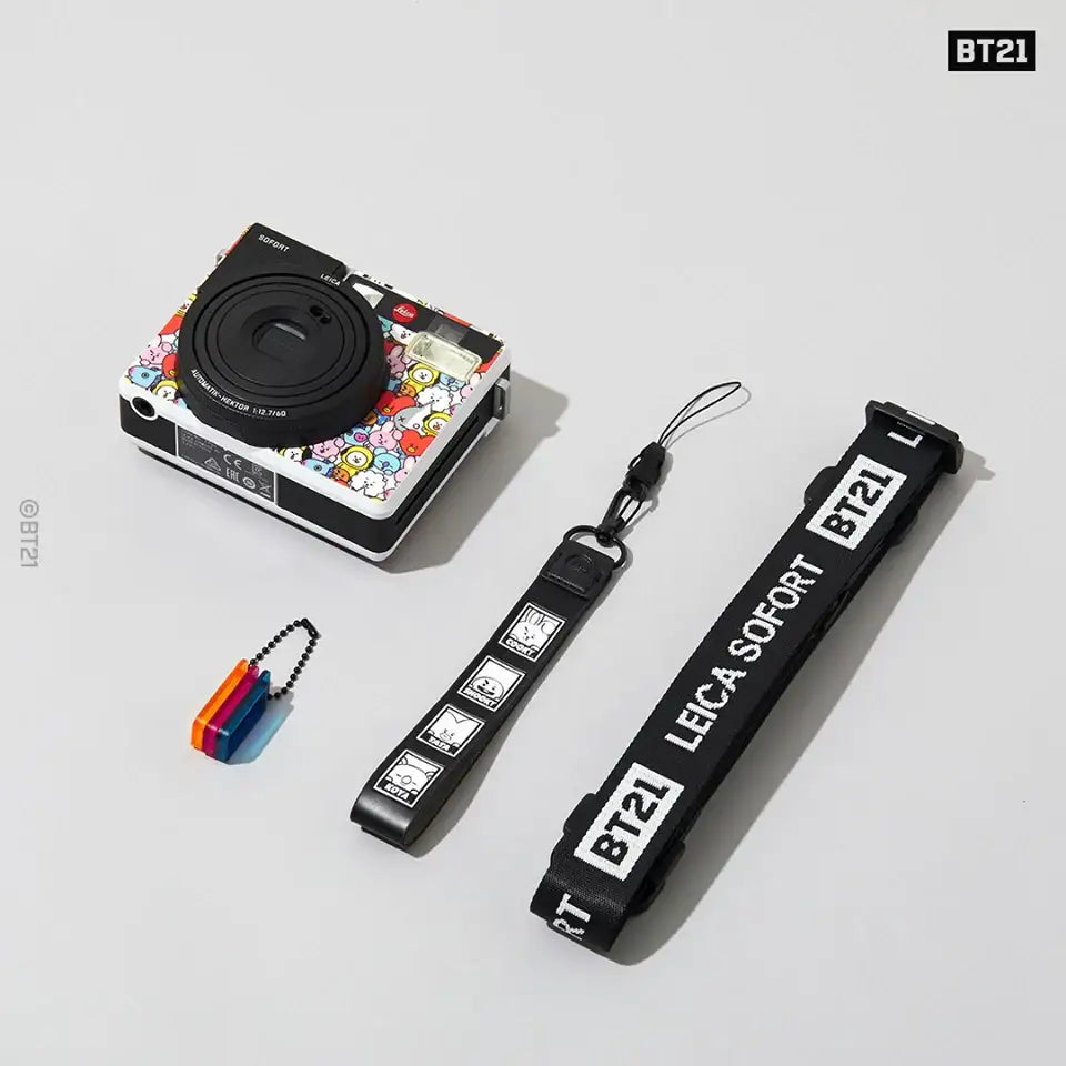Leica SOFORT BT21 Edition - Leica - Camera - Harumio