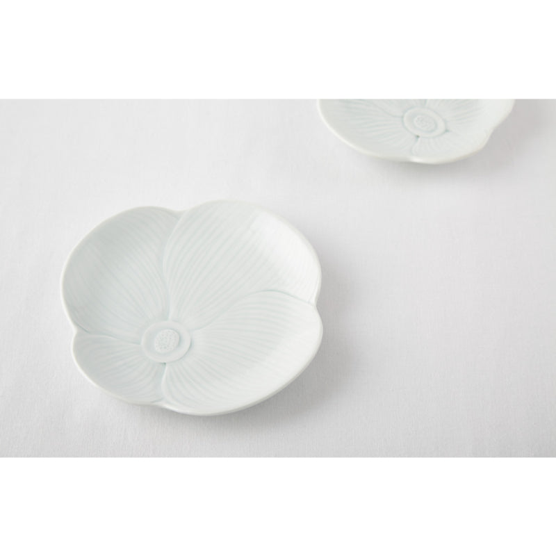Chaora - Embossed Lily Plate