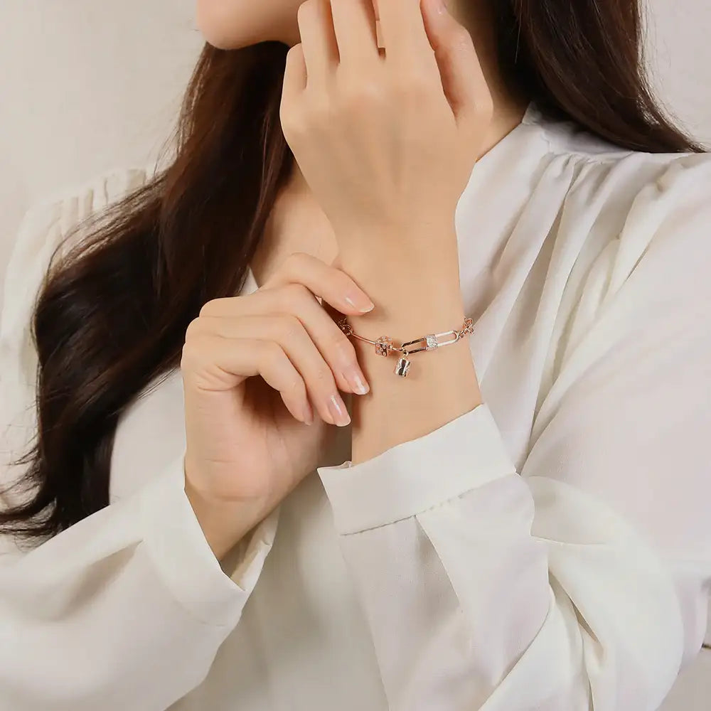 CLUE - Square Cubic Chain Silver Bracelet - CLUE - Jewelry - Harumio