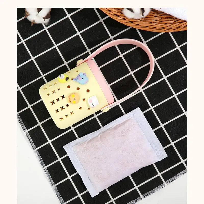 BT21 x Royche - Minini Silica Gel Case - Royche - Silica Gel Case - Harumio
