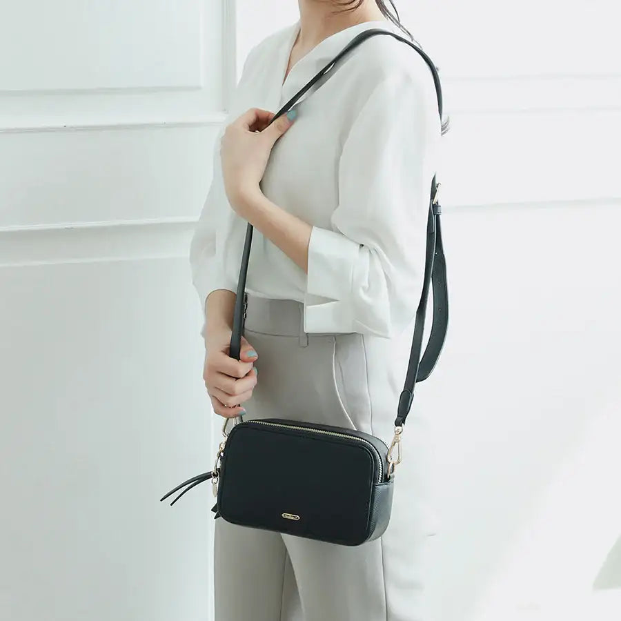 CLUE - Casual Square Deep Black Bag - CLUE - Bag - Harumio