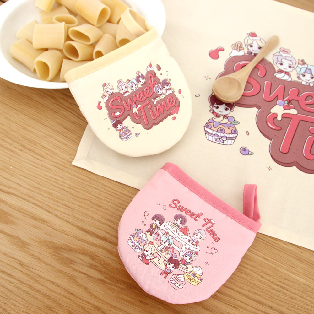 BTS - TinyTAN Sweet Time Kitchen Glove
