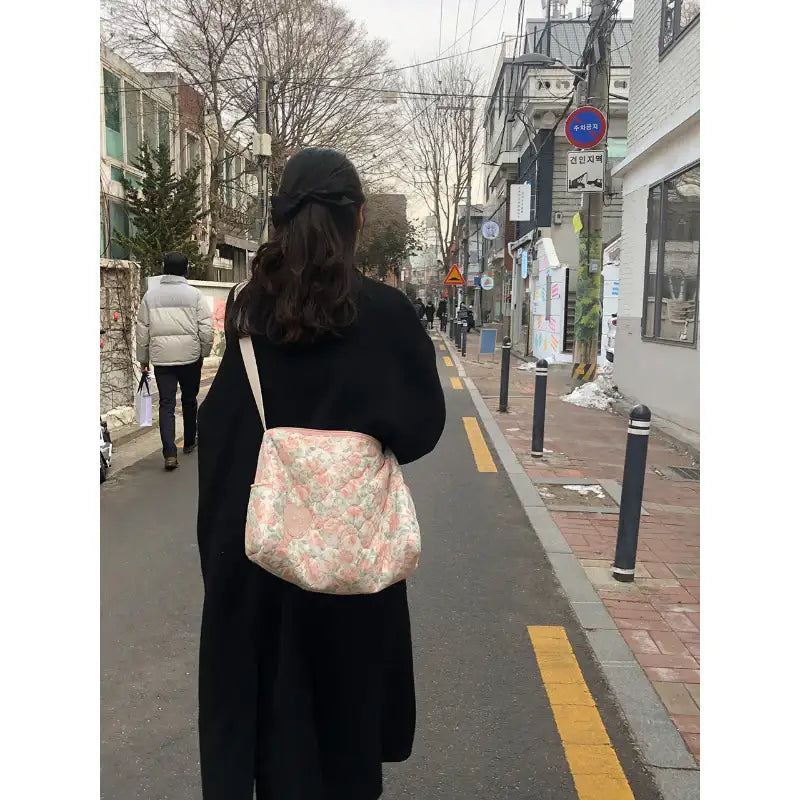 Ovuni - Quilted Duffel Bag - Ovuni - Bag - Harumio