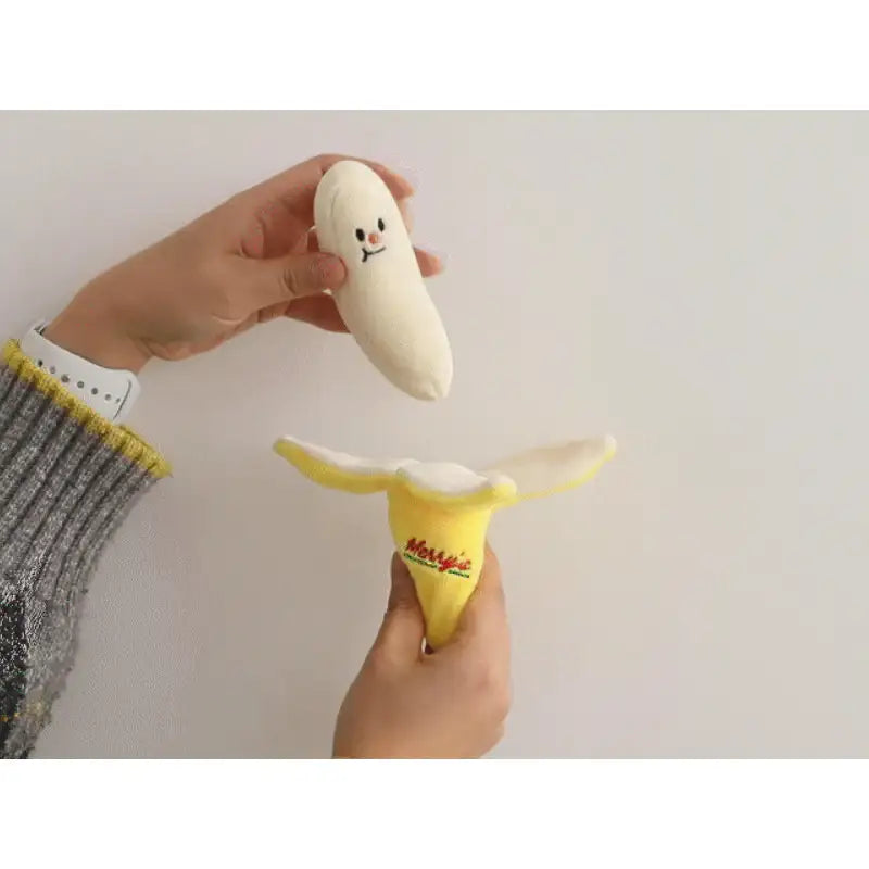 Bite Me - Banana Nosework Toy - Bite Me - Pet - Harumio