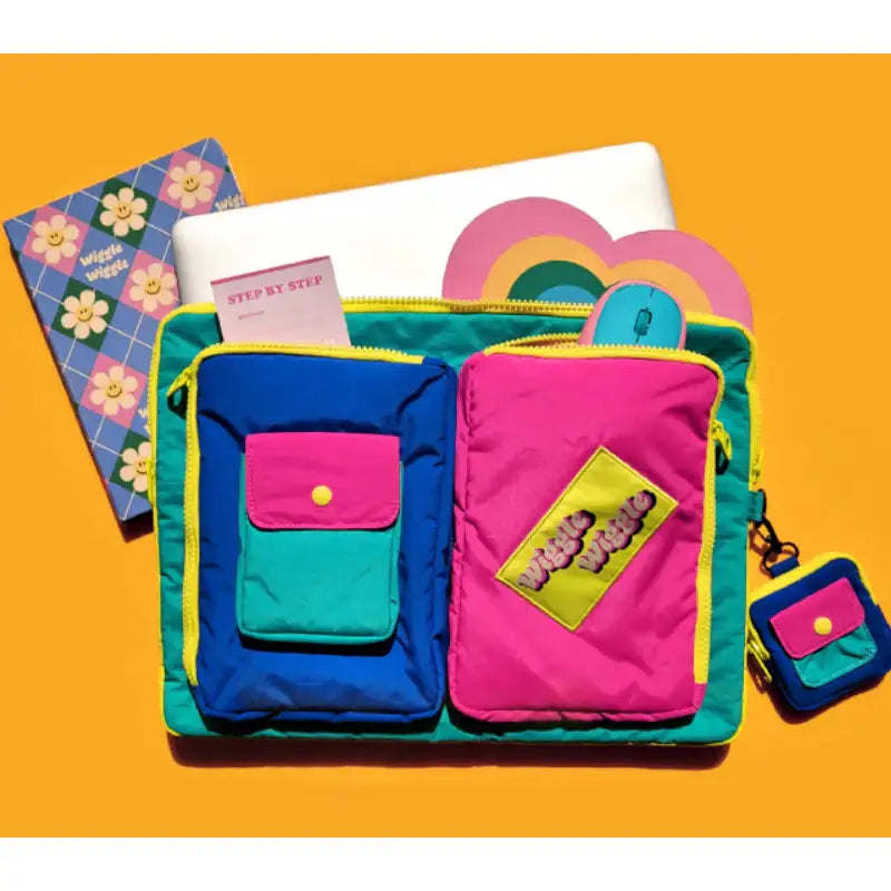 Wiggle Wiggle - Pocket Laptop Pouch - Wiggle Wiggle - Laptop Pouch - Harumio