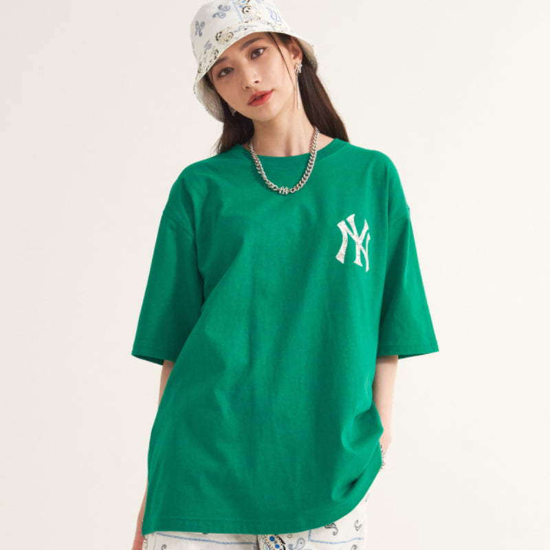 MLB x aespa - Paisley Megalogo Short Sleeve T-shirt New York Yankees