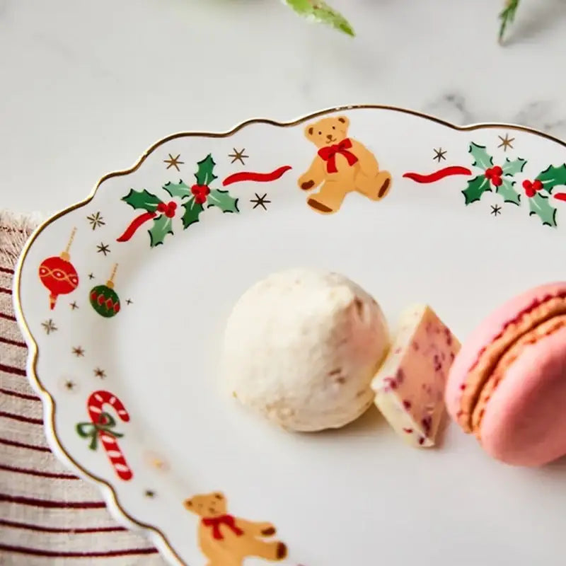Korean Winter Story - Scallop Gold Rim Oval Dessert Plate - Modern House - Plates - Harumio