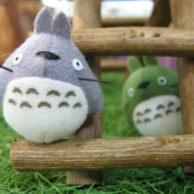 10x10 x Great Totoro - Gray Mini Plush Key Chain - 10x10 - Plush keychain - Harumio