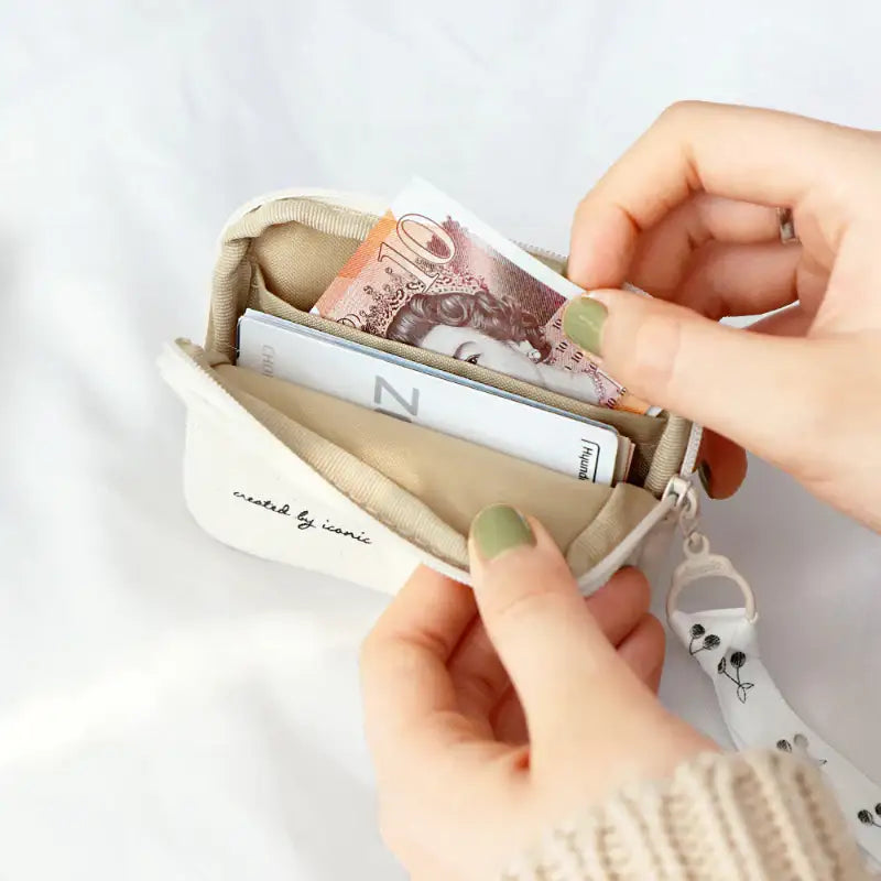 Iconic - Cottony Cardholder - Iconic - Pouches - Harumio