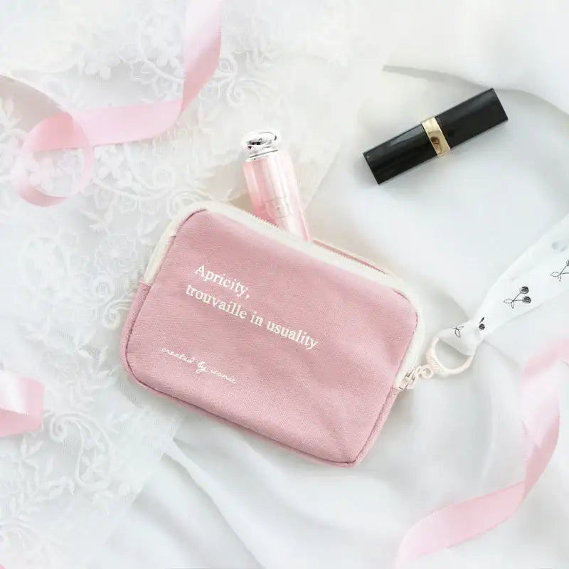 Iconic - Cottony Cardholder - Iconic - Pouches - Harumio