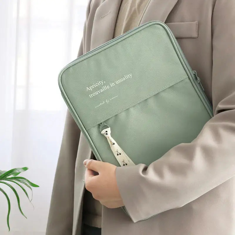 Iconic - Cottony iPad Pouch - Iconic - iPad Pouch - Harumio