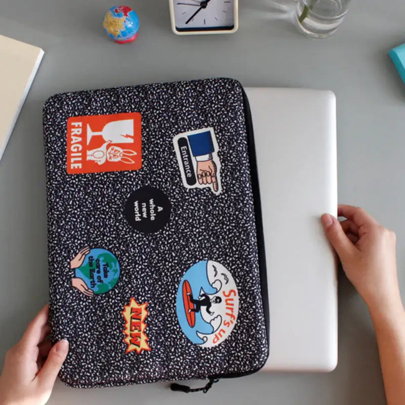 1537 - Laptop Pouch - 1537 - Laptop Pouch - Harumio
