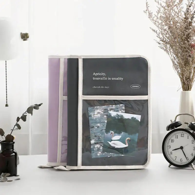 Iconic - Tablet Book Pouch - Iconic - Tablet Pouch - Harumio
