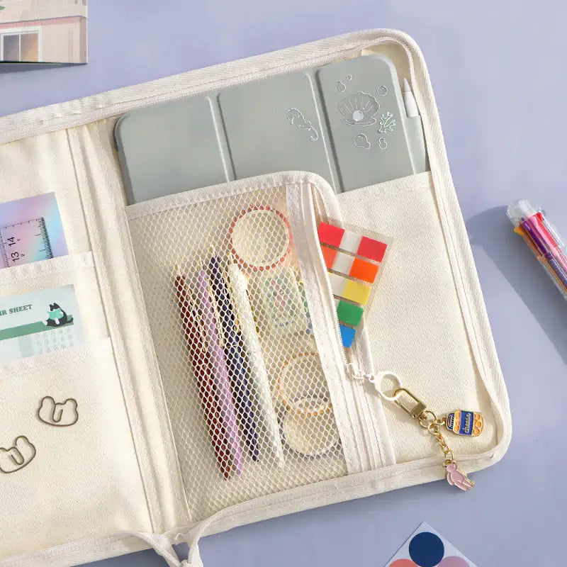 Iconic - Tablet Book Pouch - Iconic - Tablet Pouch - Harumio