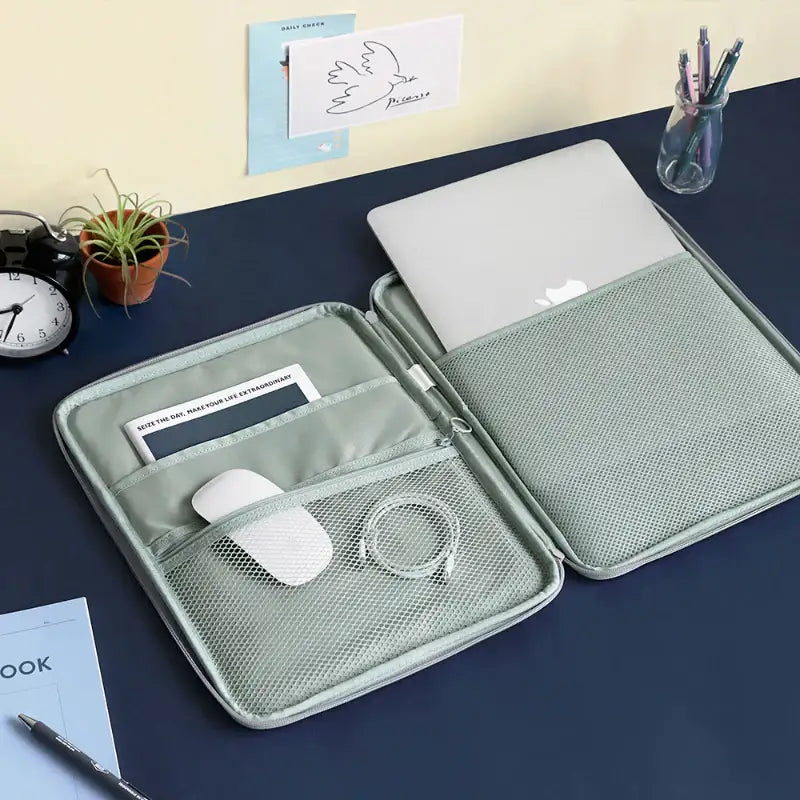 Iconic - Cottony 13'' Notebook Pouch - Iconic - Laptop Pouch - Harumio