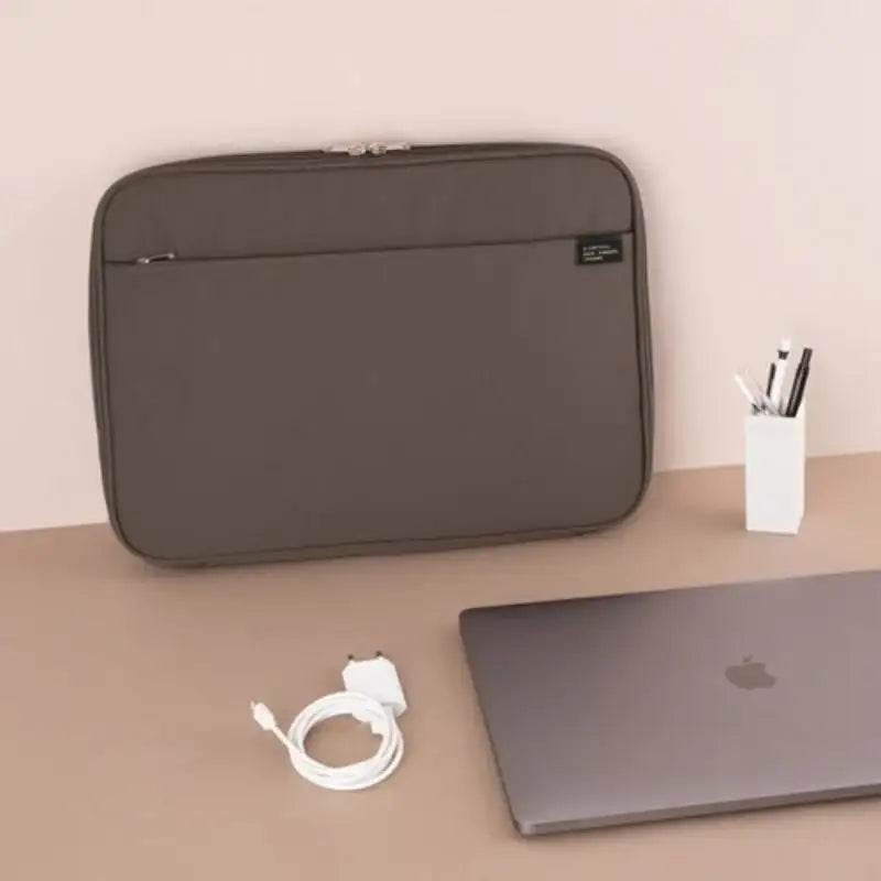 Livework - Pocket V.6 Laptop Pouch 15" - Livework - Laptop Pouch - Harumio
