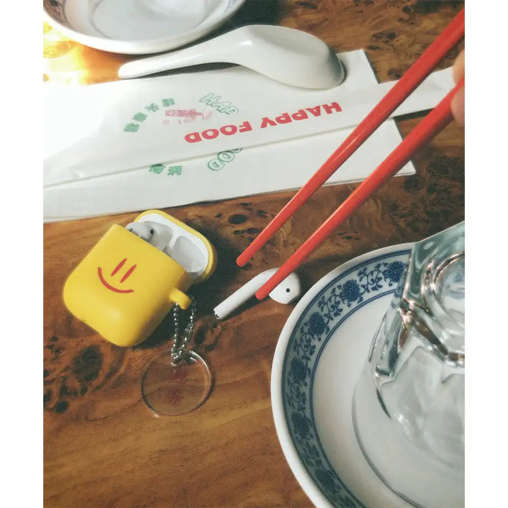 HAPPY FOOD x CRITIC - Smile Airpod Case - HAPPY FOOD x CRITIC - Accessories - Harumio