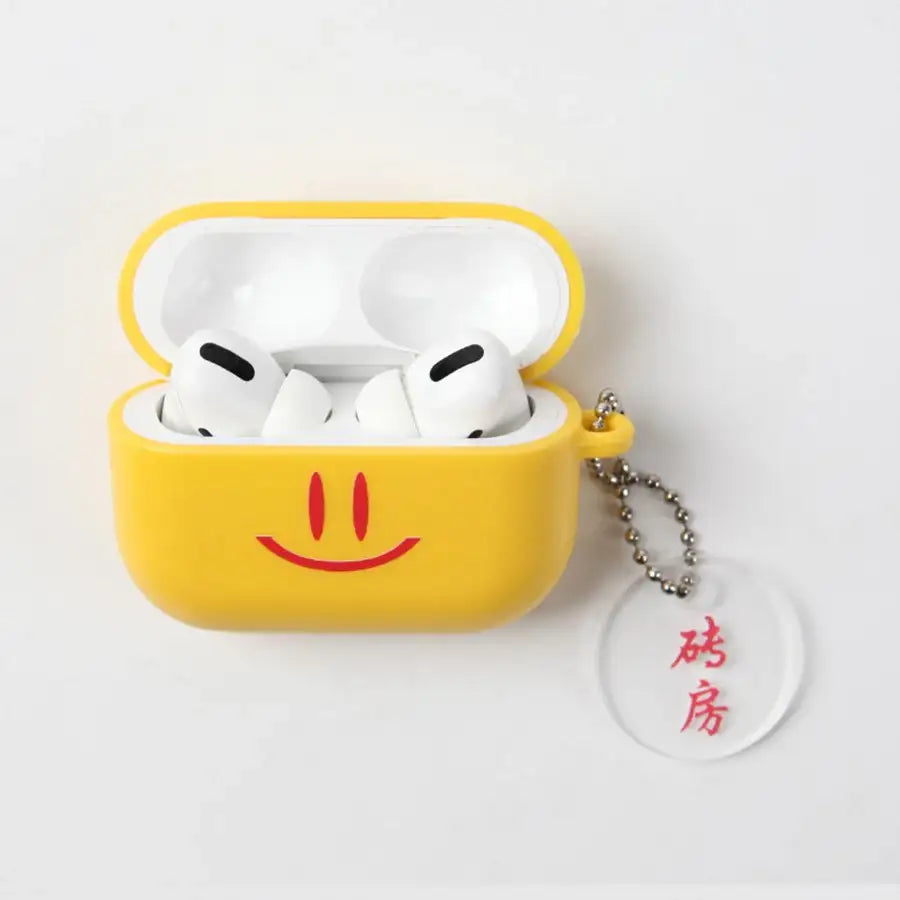 HAPPY FOOD x CRITIC - Smile Airpod Pro Case - HAPPY FOOD x CRITIC - Accessories - Harumio