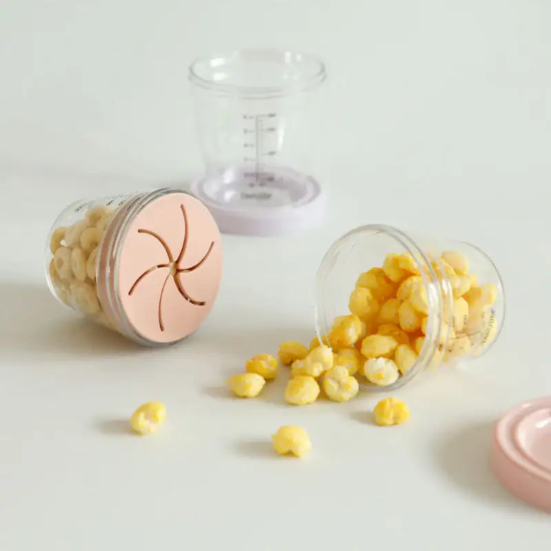 Dailylike x 10x10 - BonBon Strawberry Silicone Snack Cap - Dailylike x 10x10 - Kitchenware - Harumio