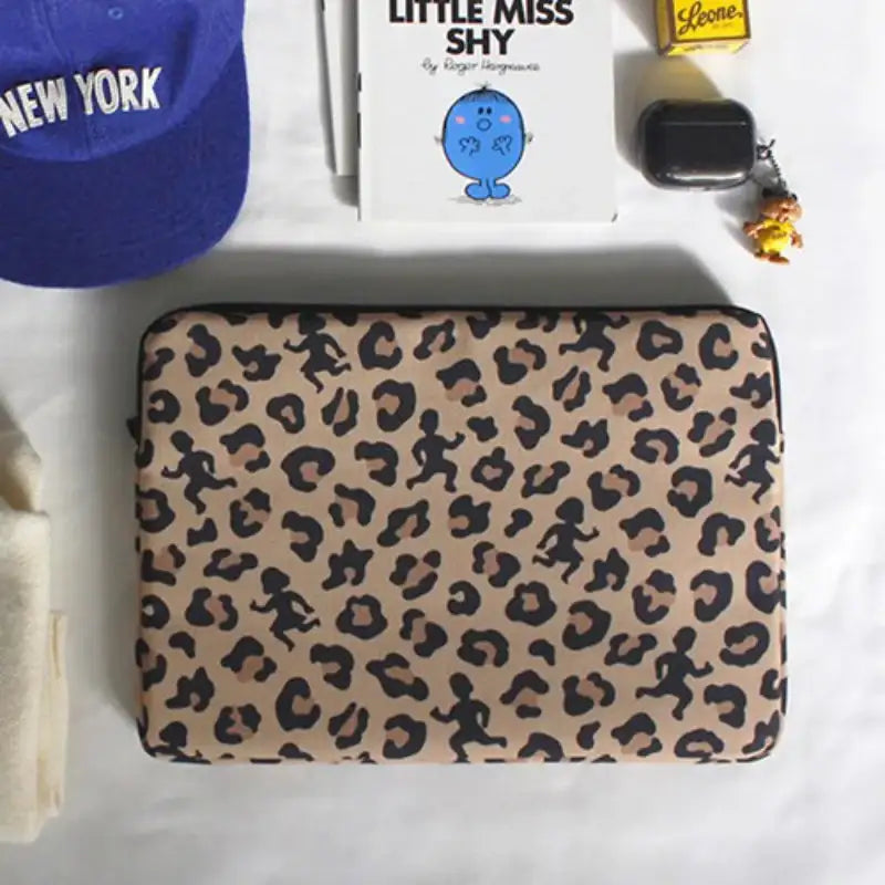 1537 - Laptop Pouch - 1537 - Laptop Pouch - Harumio
