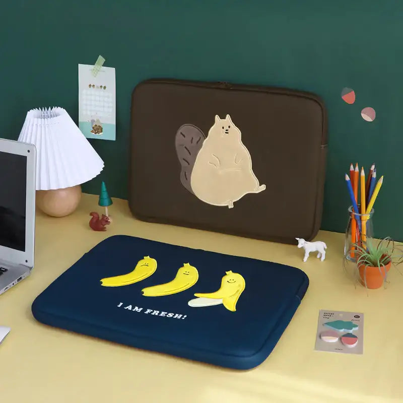 Iconic - Merry Notebook Pouch - Iconic - Laptop Pouch - Harumio
