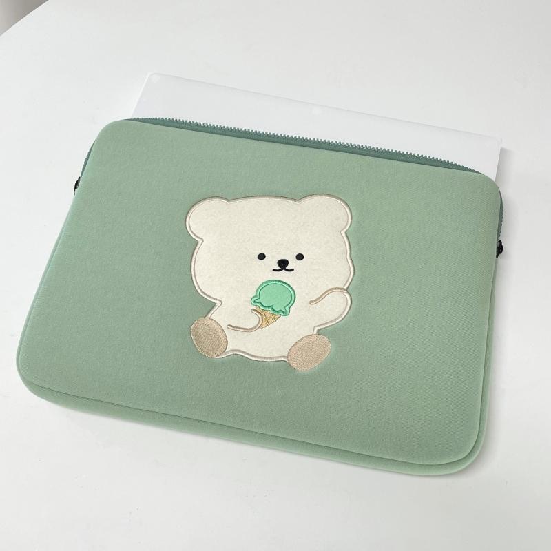 Bamtoree Bear - iPad/Laptop Pouch - Mint