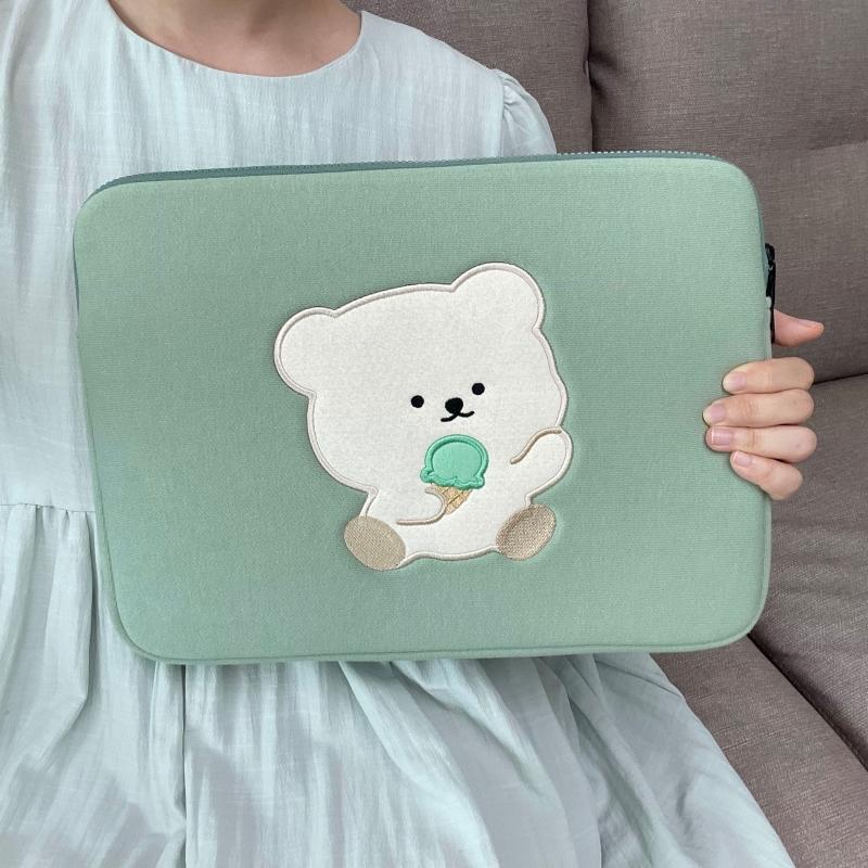 Bamtoree Bear - iPad/Laptop Pouch - Mint