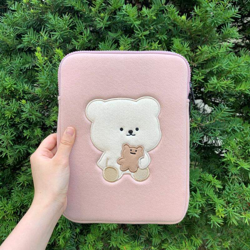 Bamtoree Bear - iPad/Laptop Pouch - Pink - Bamtoree Bear - Pouch - Harumio