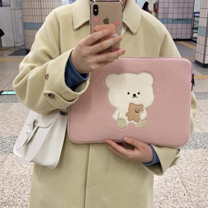 Bamtoree Bear - iPad/Laptop Pouch - Pink - Bamtoree Bear - Pouch - Harumio